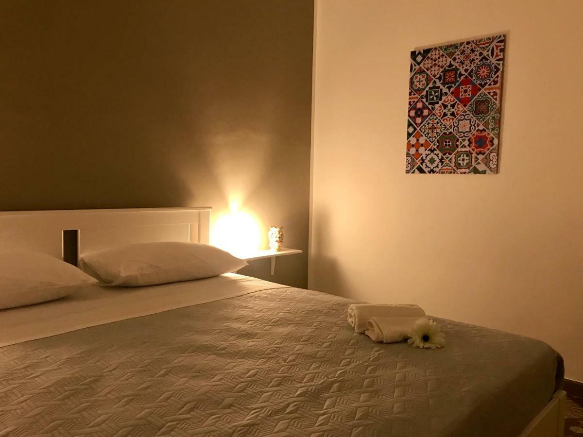 Donnapeppina Siracusa Apartment *