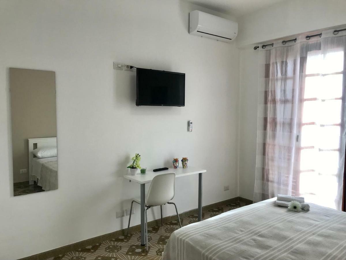 Donnapeppina Siracusa Apartment *